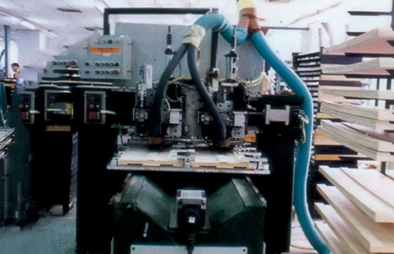 鍵盤數控加工機械